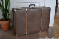 Koffer met houten stootranden