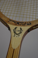 Oude tennis rackets, sportali
