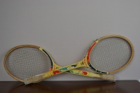 Oude tennis rackets, pelikan
