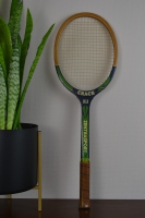 Oud tennis racket, zentrasport