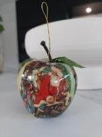 Vintage papier maché kerstballen, appel