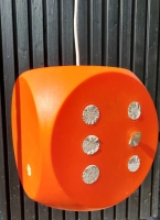 Space age dobbelsteen lamp