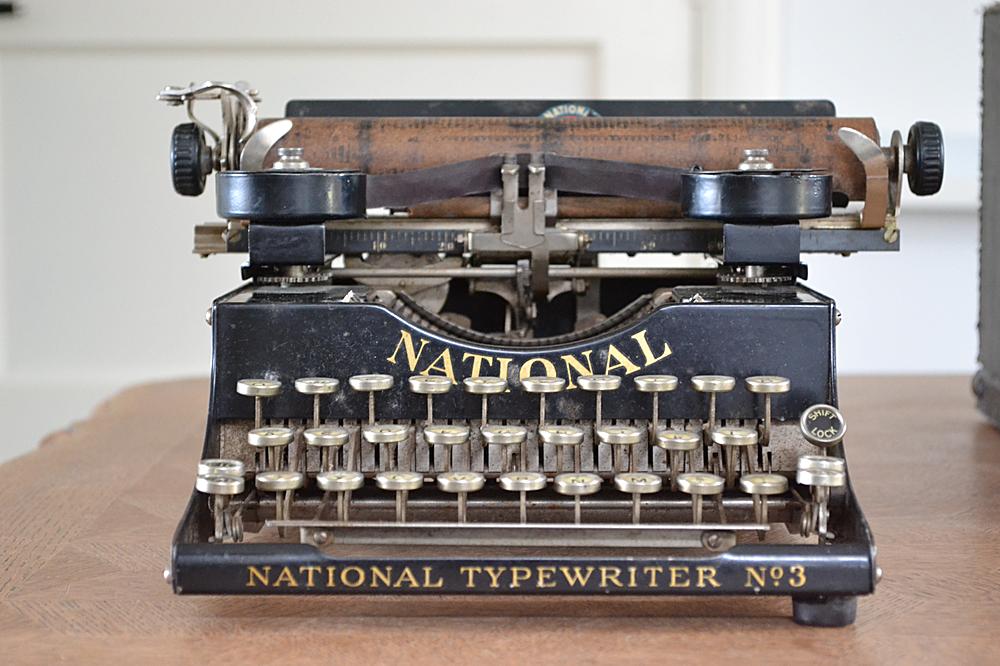 ​National Typewriter 